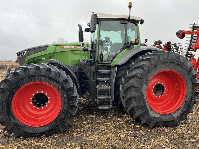 Image of Fendt 1050 Vario equipment image 2