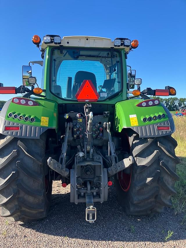 Image of Fendt 714 Vario equipment image 3