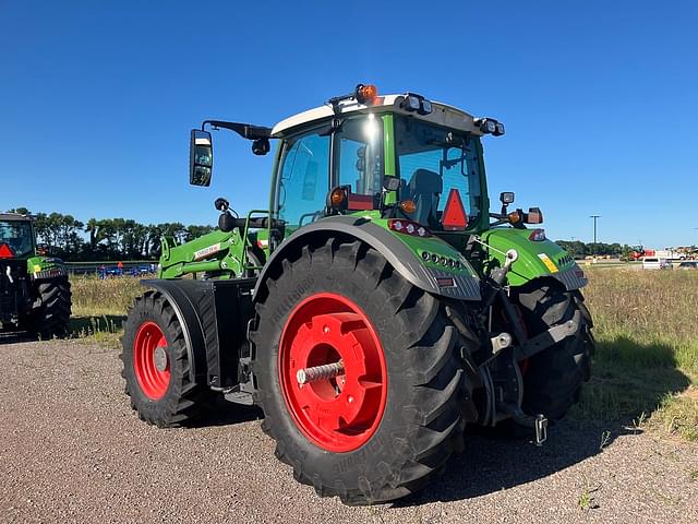 Image of Fendt 714 Vario equipment image 2