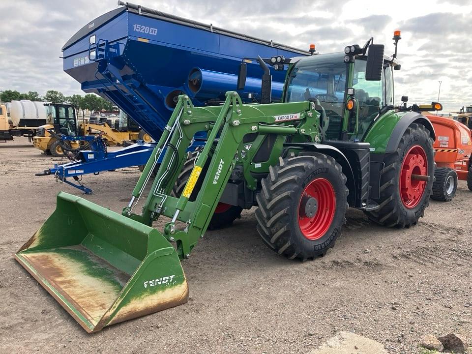 Image of Fendt 716 Vario Image 1