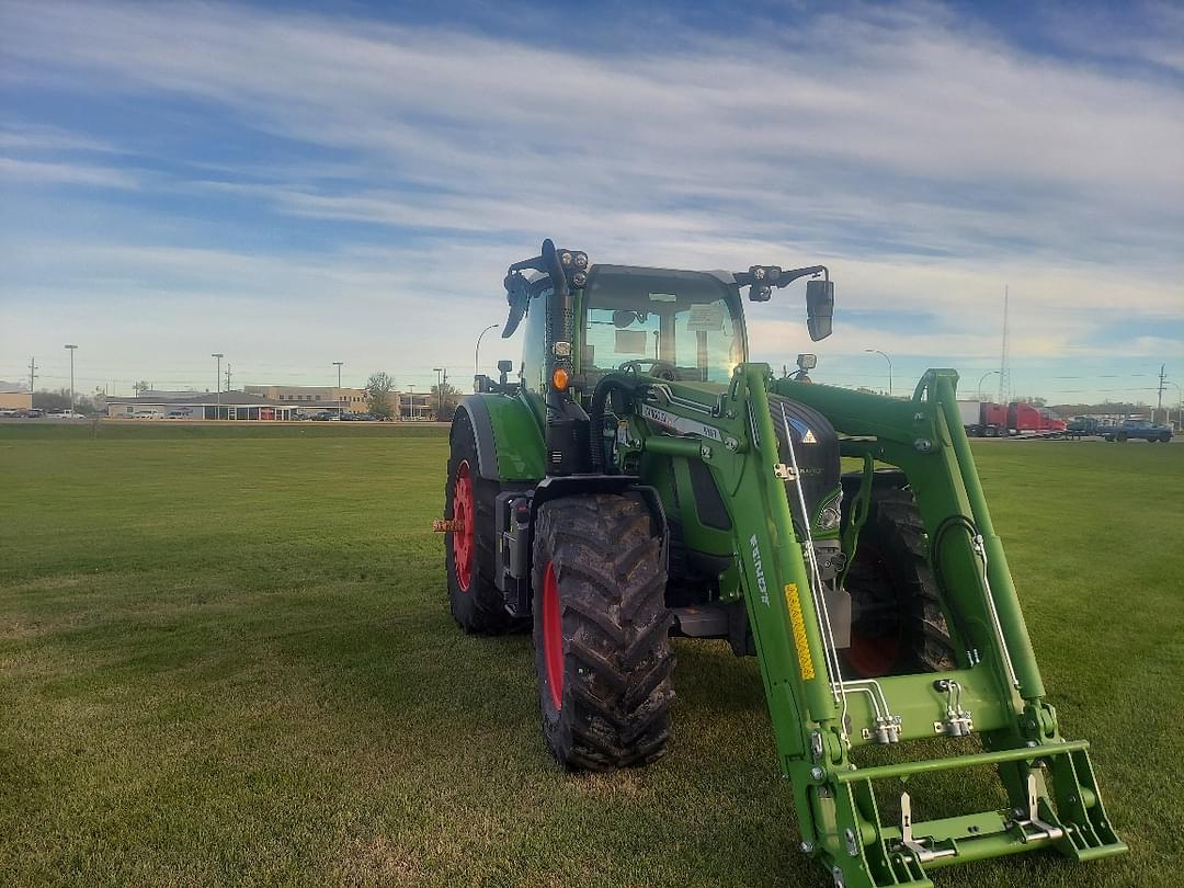 Image of Fendt 718 Vario Primary image