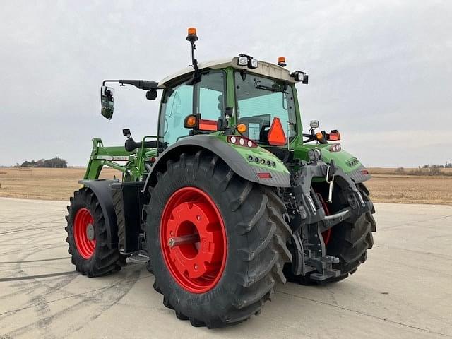 Image of Fendt 718 Vario equipment image 2