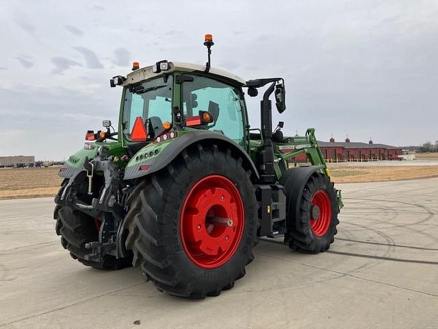 Image of Fendt 718 Vario equipment image 4