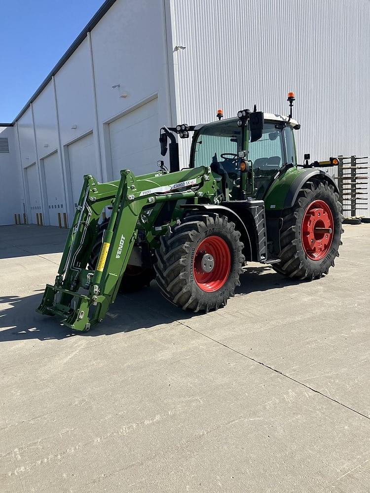 Image of Fendt 718 Vario Primary image