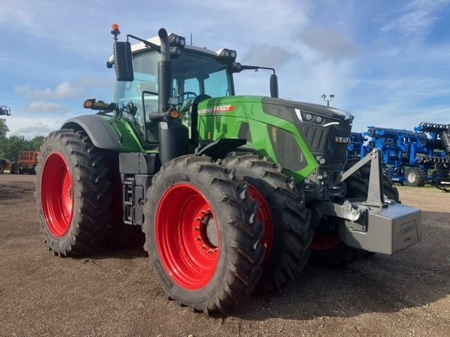 2022 Fendt 933 Vario Equipment Image0