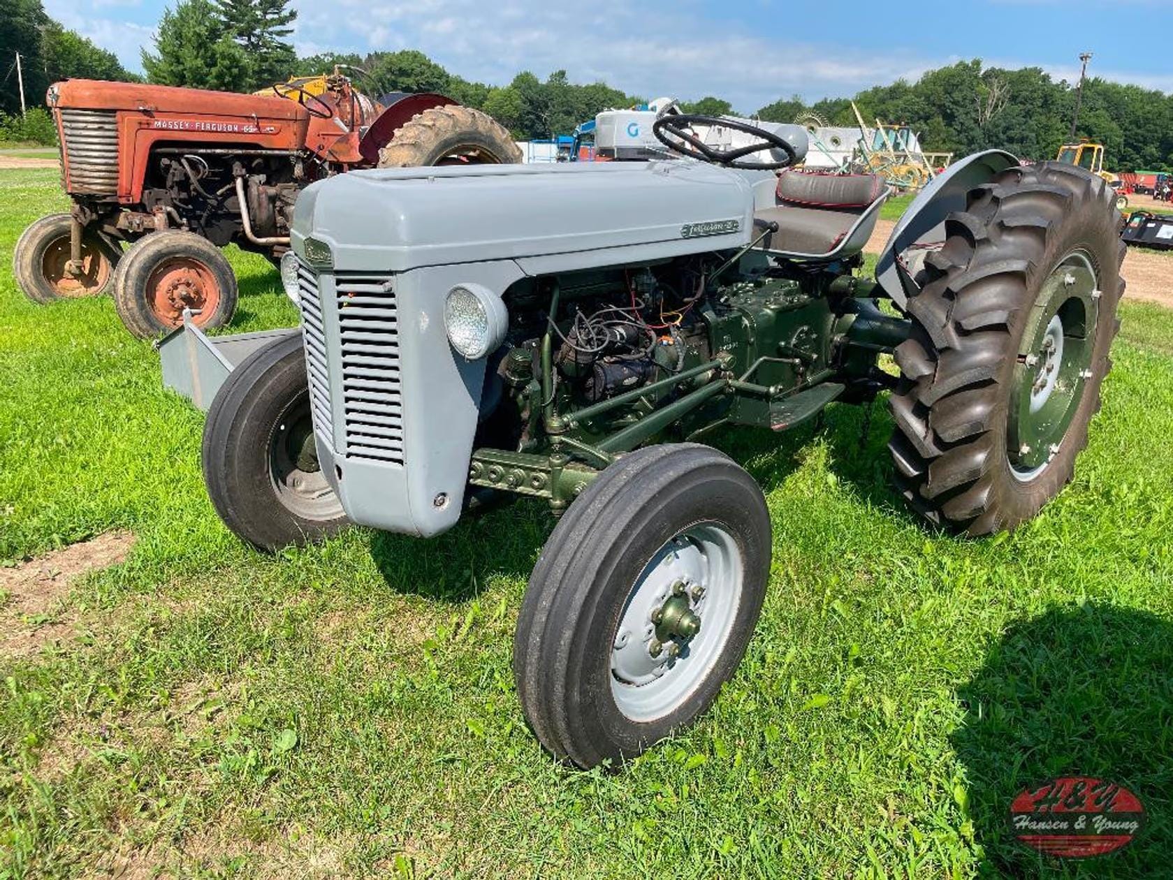 Ferguson TO-35 Equipment Image0