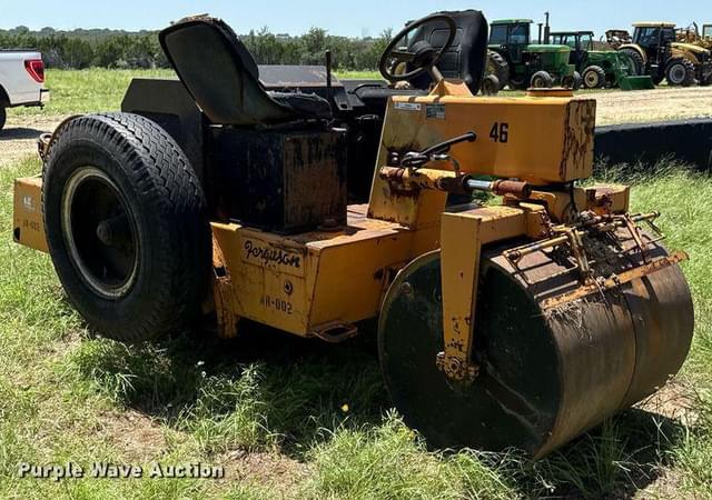 Image of Ferguson 46 equipment image 2