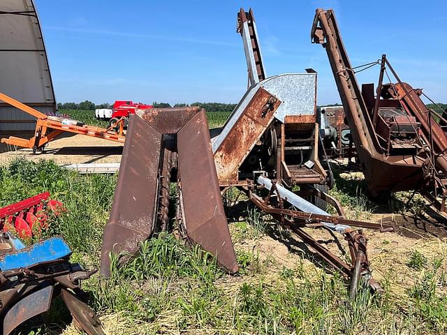 Image of Ferguson E equipment image 1