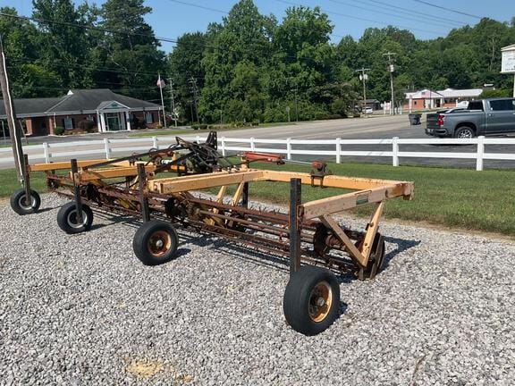 Ferguson Peanut Lifter Equipment Image0