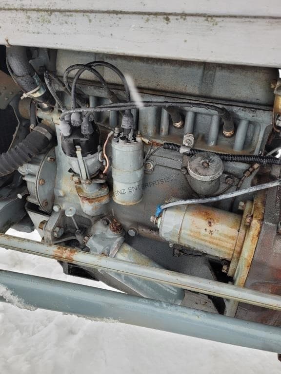 Image of Ferguson TE-20 equipment image 2