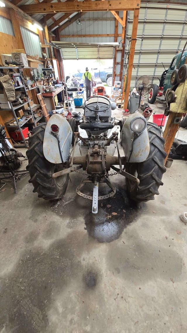 Image of Ferguson TO-20 equipment image 2