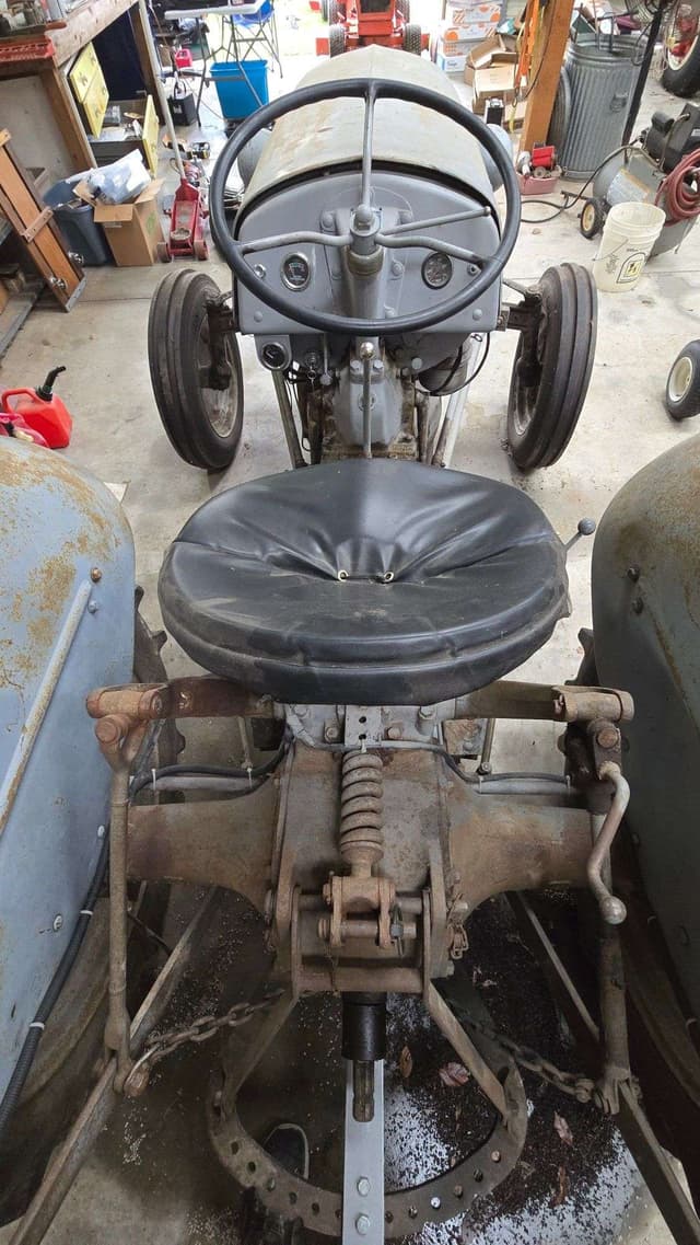 Image of Ferguson TO-20 equipment image 4