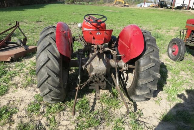 Image of Ferguson TO-35 equipment image 4