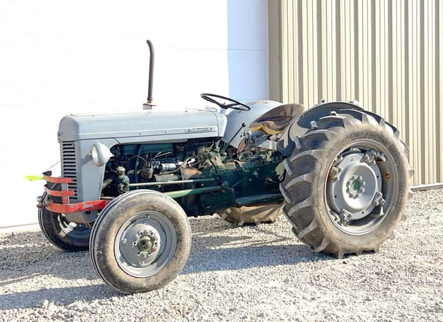 Image of Ferguson TO-35 equipment image 1