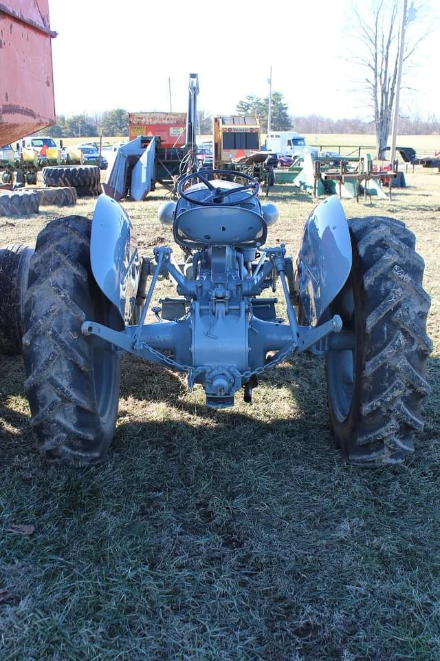 Image of Ferguson TO-35 equipment image 3