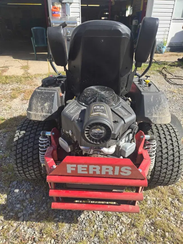 Image of Ferris 400S equipment image 3