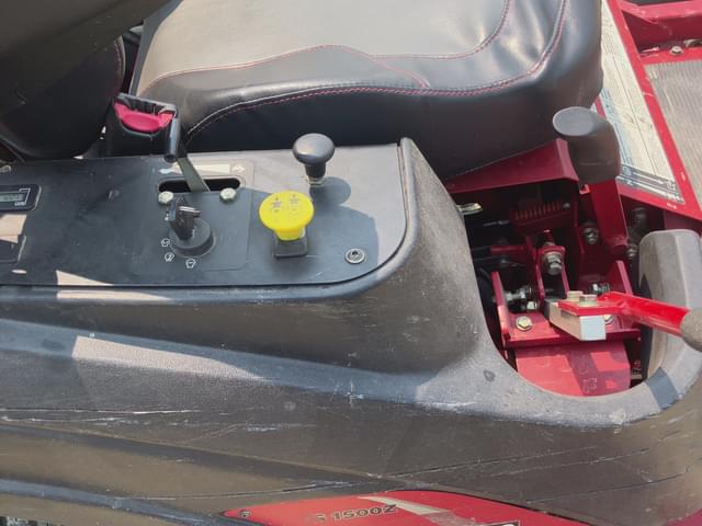 Image of Ferris IS1500Z equipment image 3