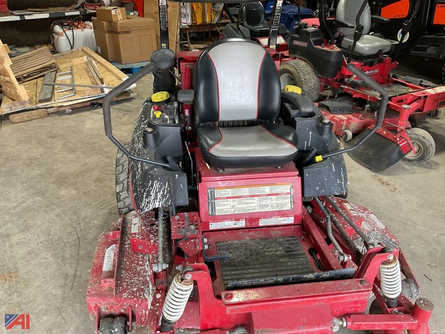 Ferris IS2500Z Equipment Image0