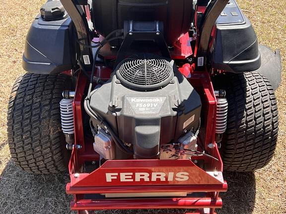 Image of Ferris IS 700Z equipment image 4