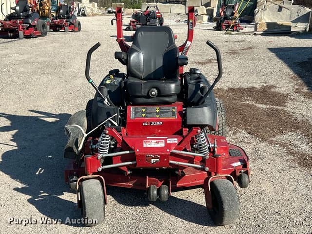 Image of Ferris ISX2200 equipment image 1