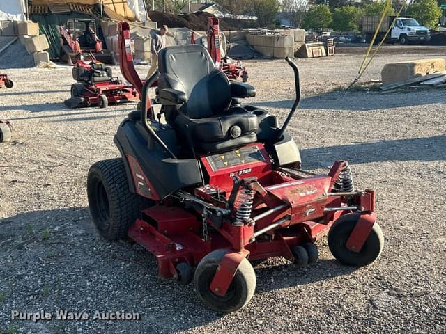 Image of Ferris ISX2200 equipment image 2