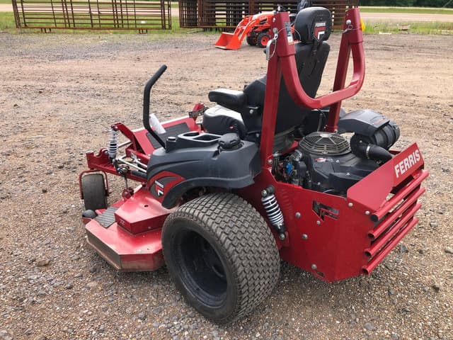 Image of Ferris ISX3300 equipment image 3