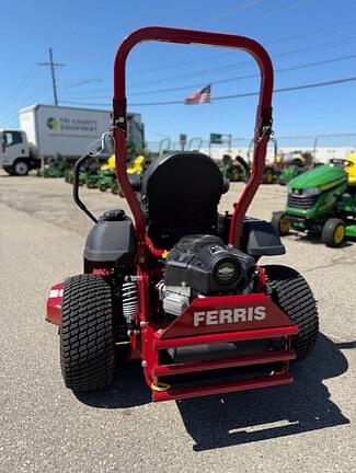 Image of Ferris ISX800 equipment image 3