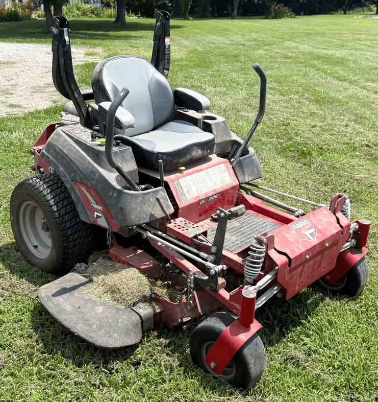 Ferris ISX800 Equipment Image0