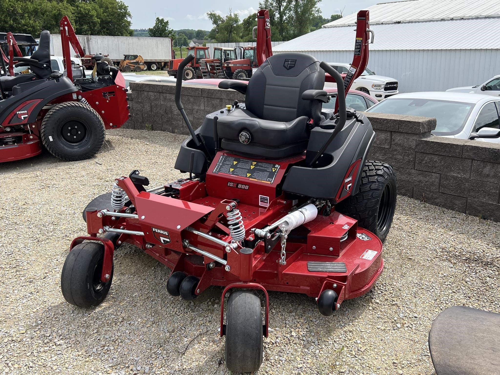 Ferris ISX800 Equipment Image0