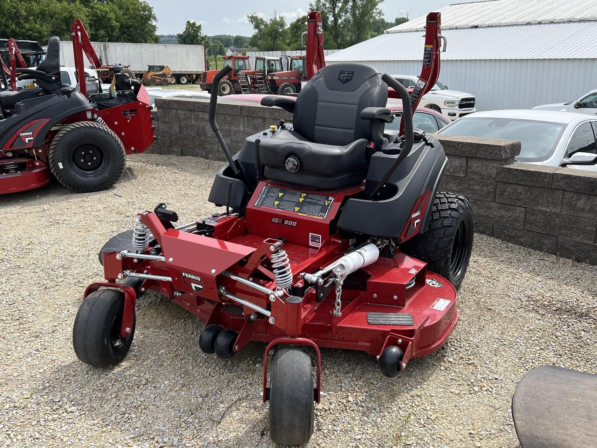 Ferris ISX800 Equipment Image0