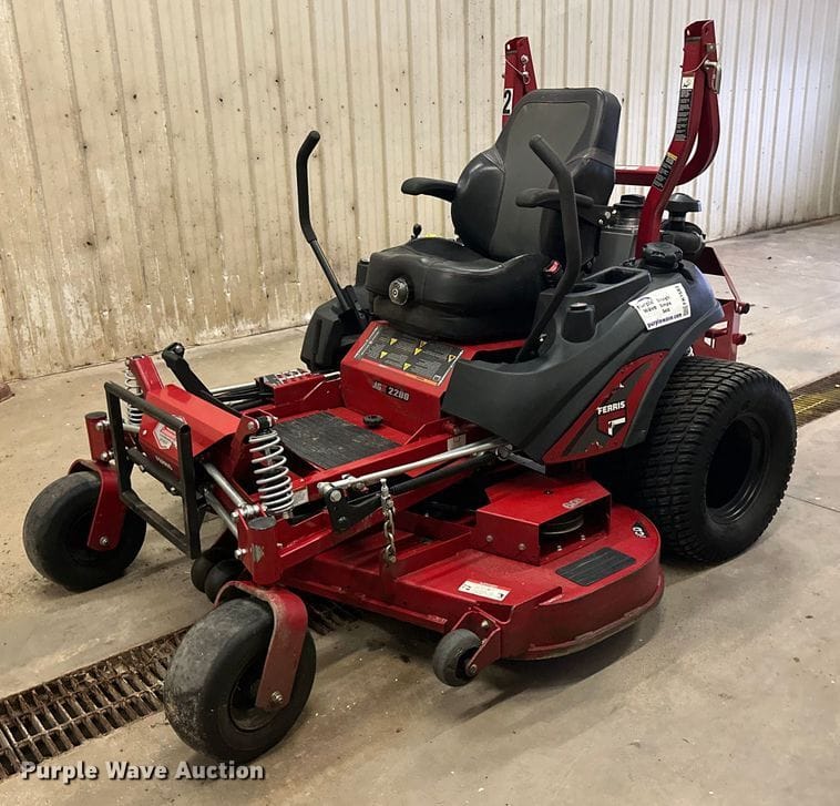 Ferris ISX2200 Equipment Image0