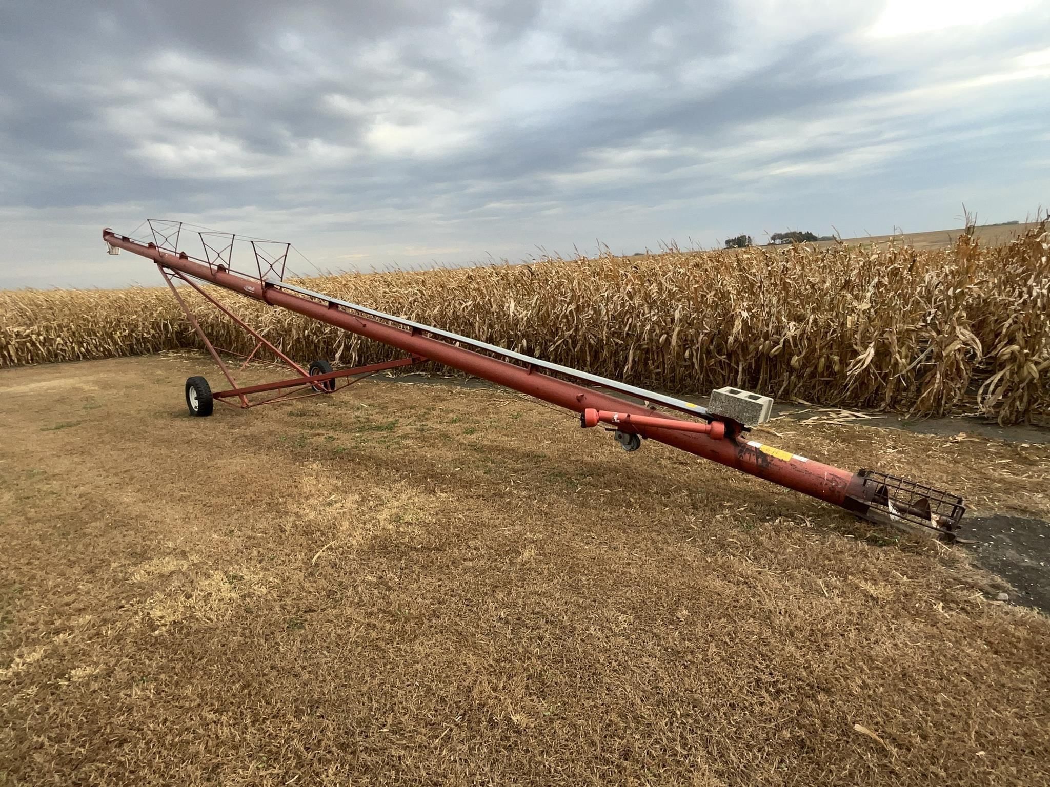 Feterl 8x60 Equipment Image0