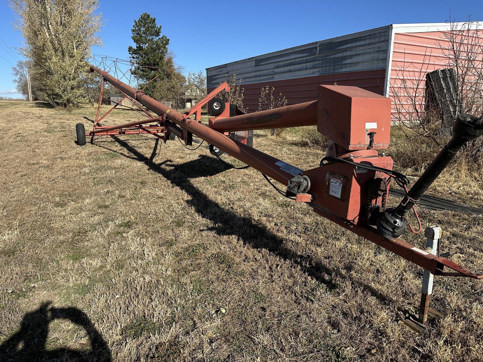 Feterl 8x72 Equipment Image0