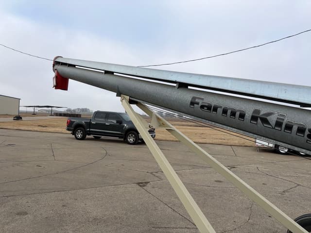 Image of Farm King 1034 equipment image 3