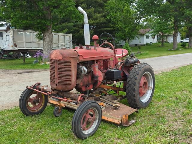 Image of Farmall A equipment image 1
