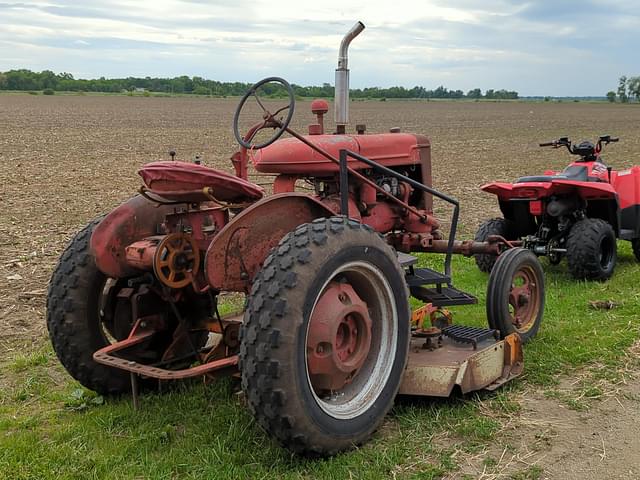 Image of Farmall A equipment image 3