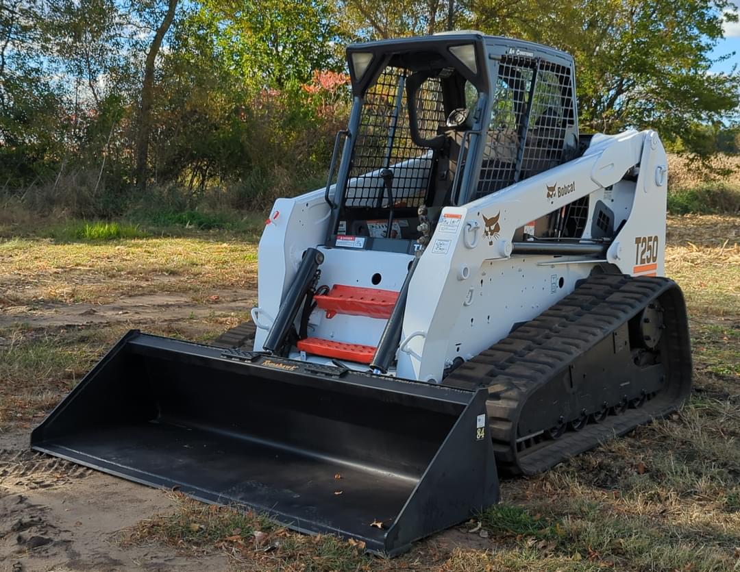 Image of Bobcat T250 Primary image