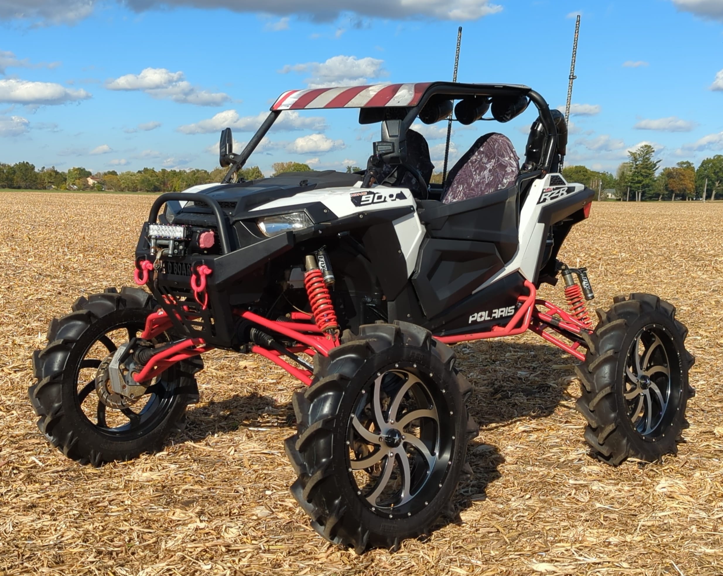 2015 Polaris RZR 900 Equipment Image0