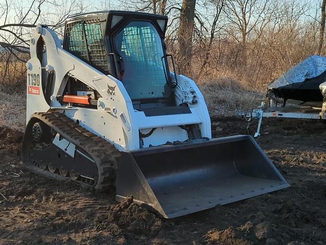 Image of Bobcat T190 equipment image 1