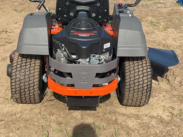 Image of Husqvarna Z254F equipment image 4