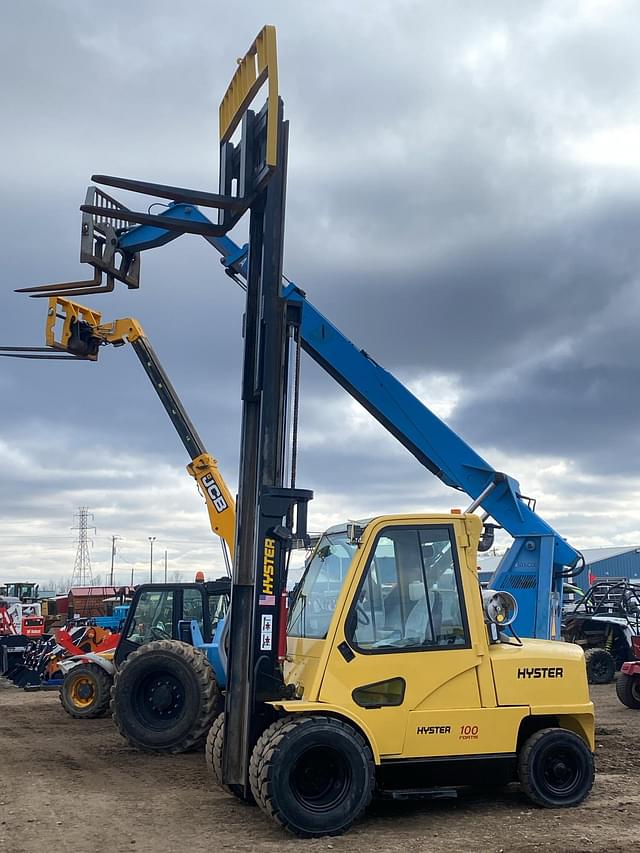 Image of Hyster H100XM equipment image 2