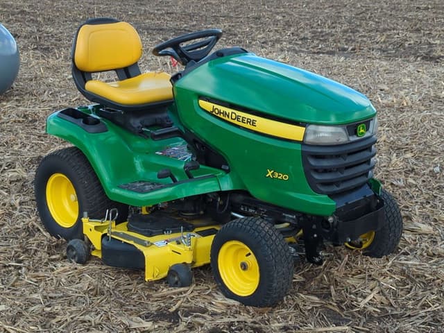 Image of John Deere X320 equipment image 2