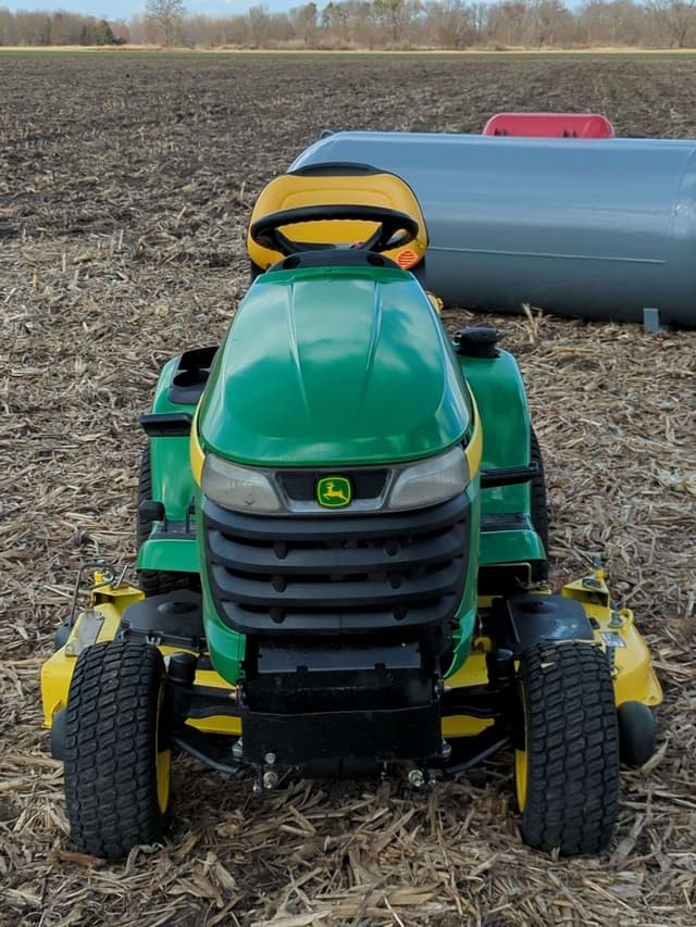 Image of John Deere X320 equipment image 1