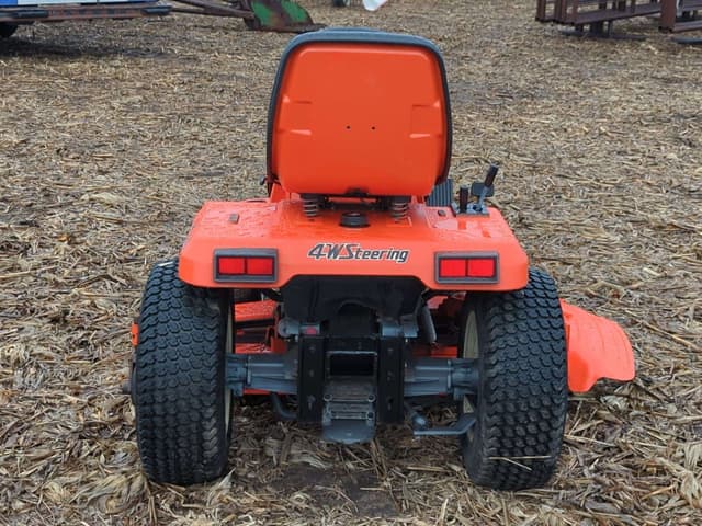 Image of Kubota G1900 equipment image 3