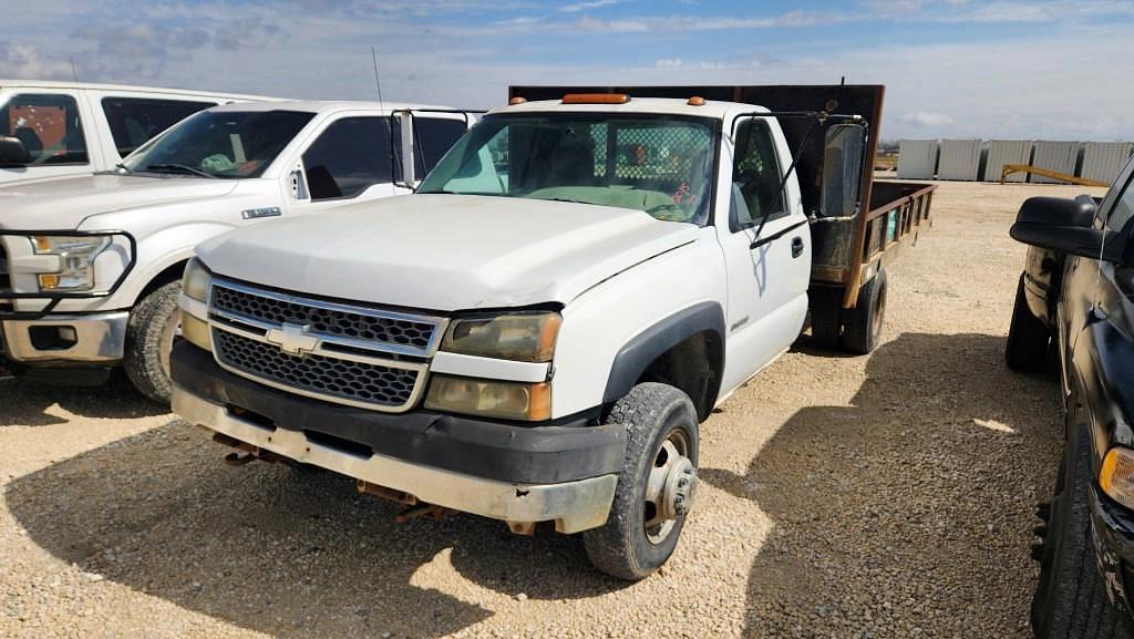 Image of Chevrolet 3500 Primary image