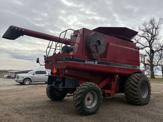 Image of Case IH 2366 equipment image 3