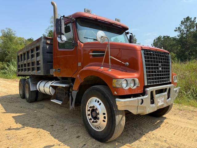 Image of Volvo VHD equipment image 2