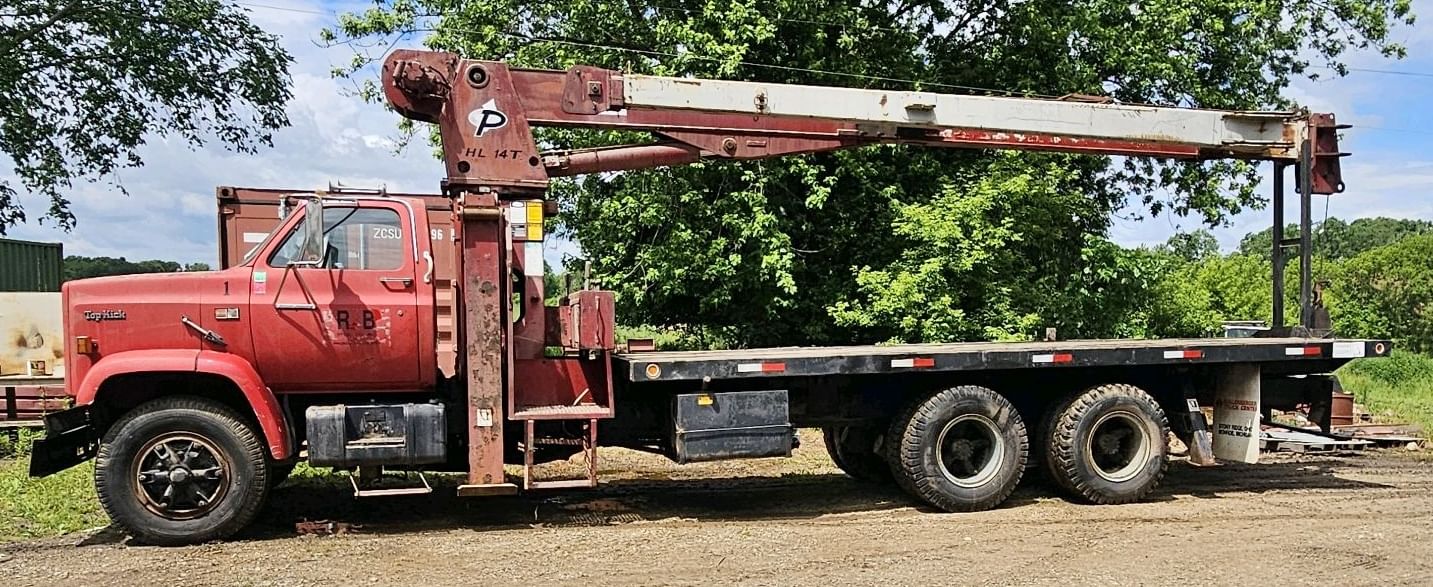 1990 GMC Topkick Equipment Image0