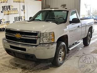 2012 Chevrolet 2500HD Equipment Image0