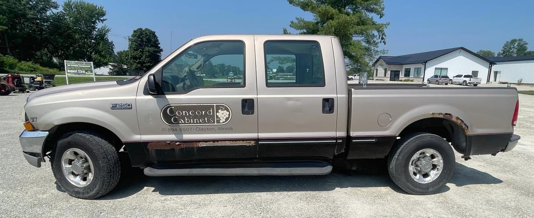Image of Ford F-250 Primary image